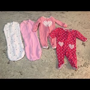 2 newborn sleep sack & 2 nb pjs